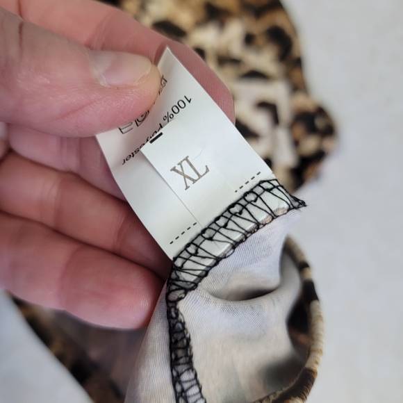 Leopard Print One-Shoulder Top - Picture 2 of 2